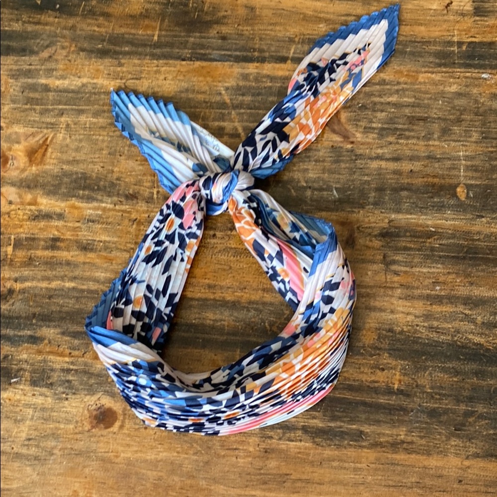 Multicolor Patterned Headband - Picture 2 of 5